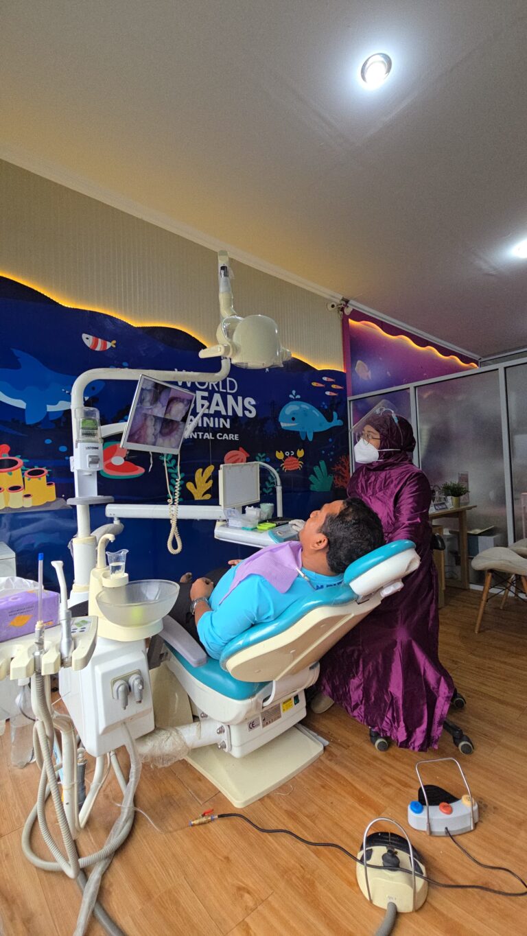 Fasilitas Dental Unit modern with camera intraoral