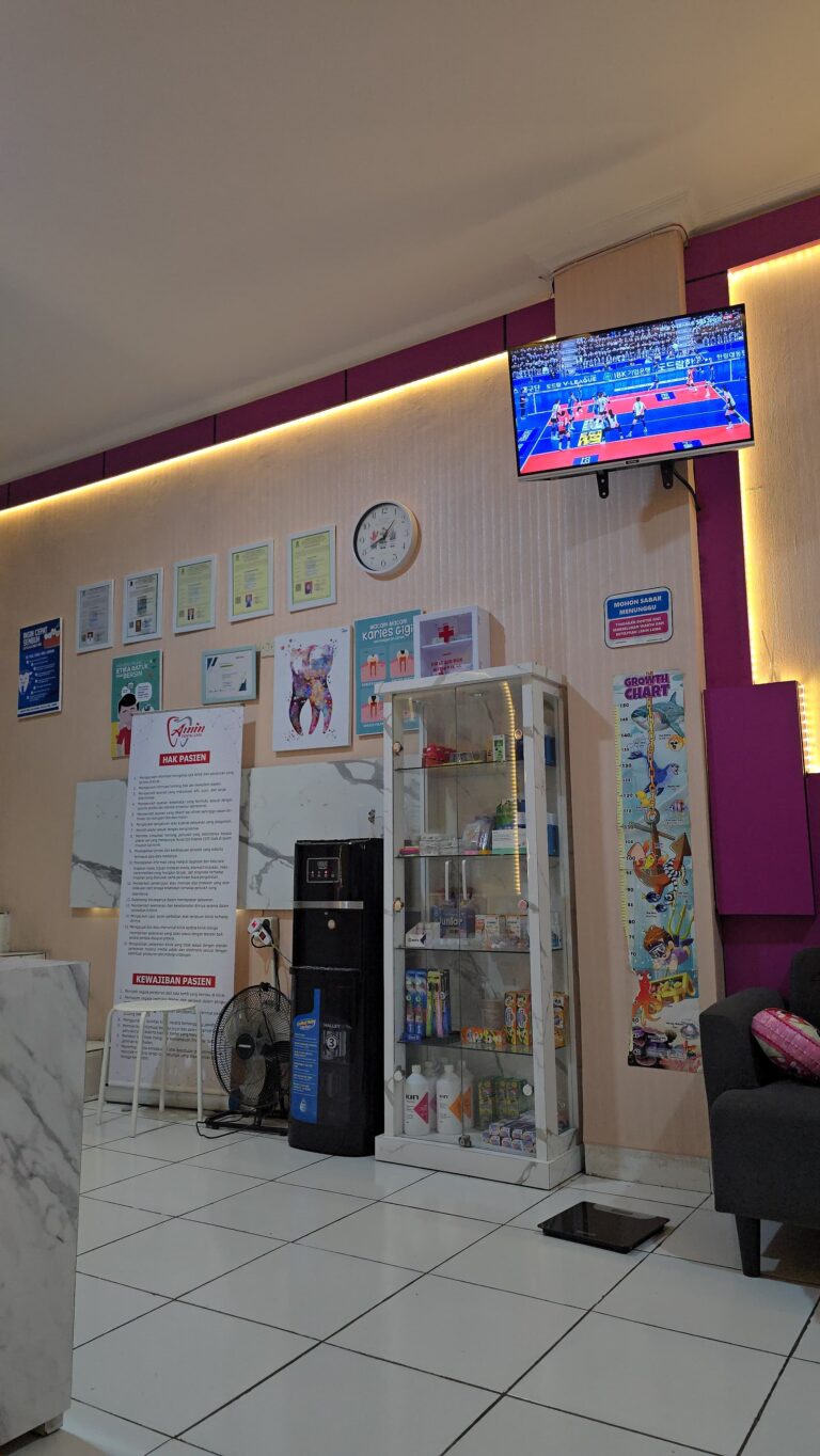ruang tunggu pasien6
